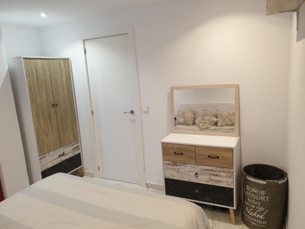 Beachside Apartment In Torrevieja Eksteriør bilde