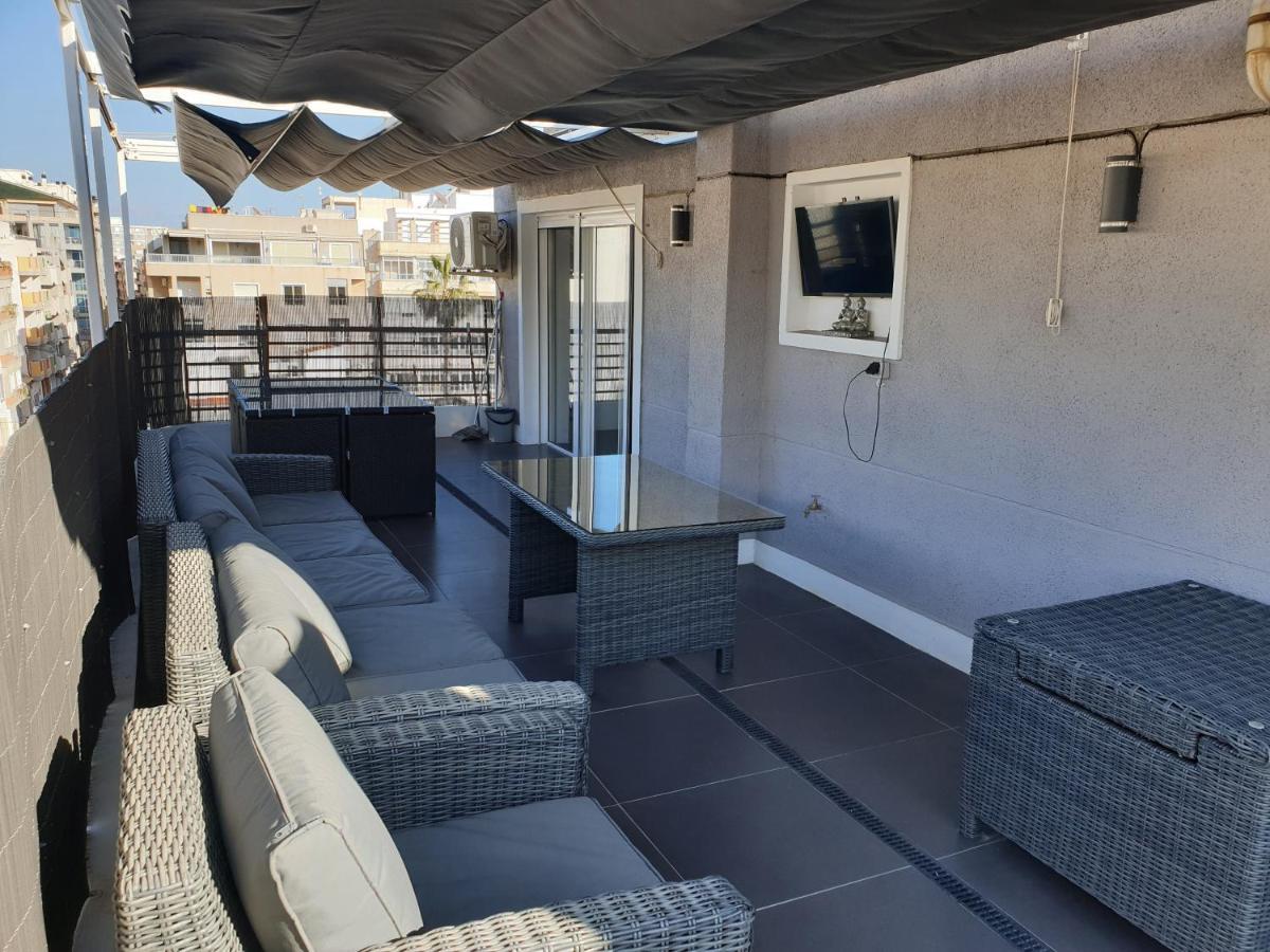 Beachside Apartment In Torrevieja Eksteriør bilde